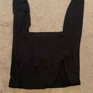 Nike Maternity High-Waist Black Leggings with Side Pockets